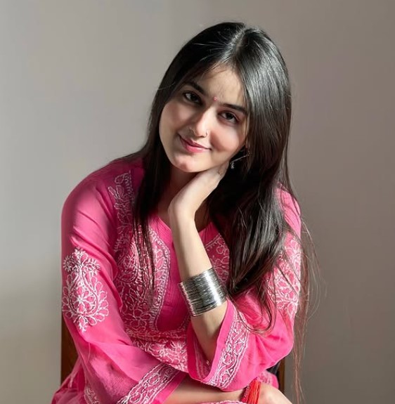 Krati Saini bio