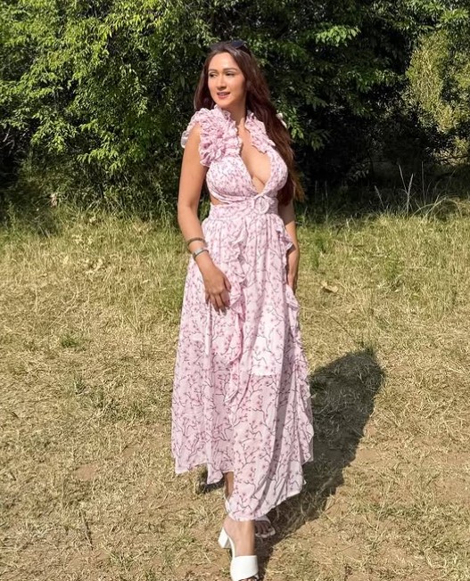 Krissann Barretto height