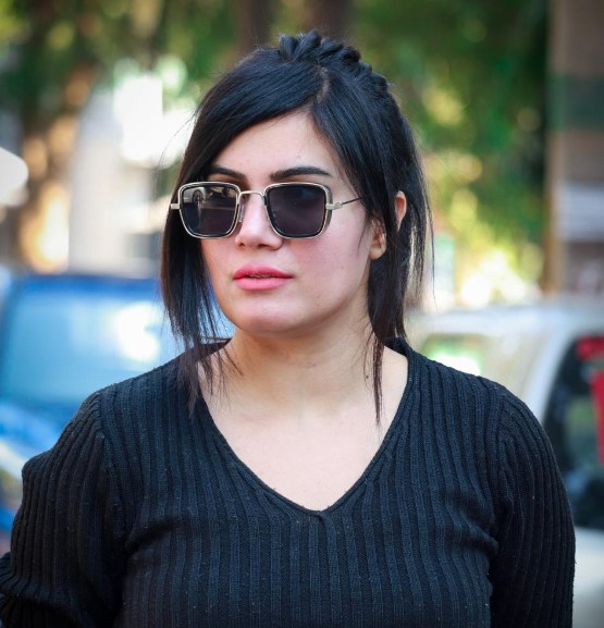 Mahi Lakra age