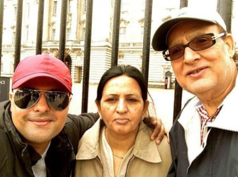 Mallika Sherawat's parents and brother