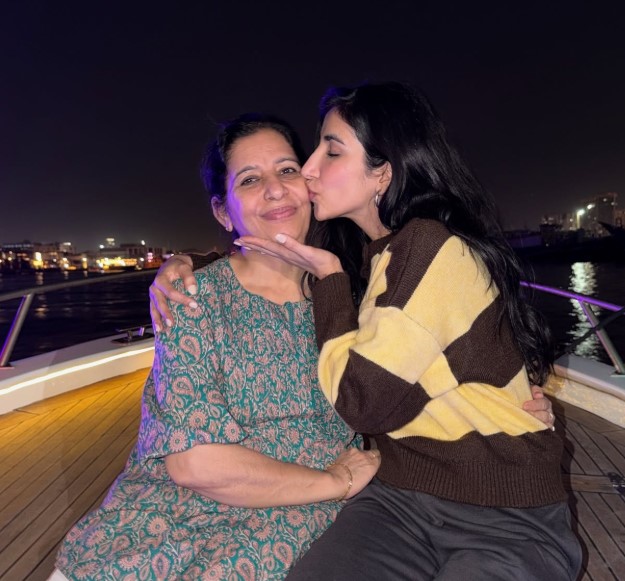 Parul Gulati with her mom