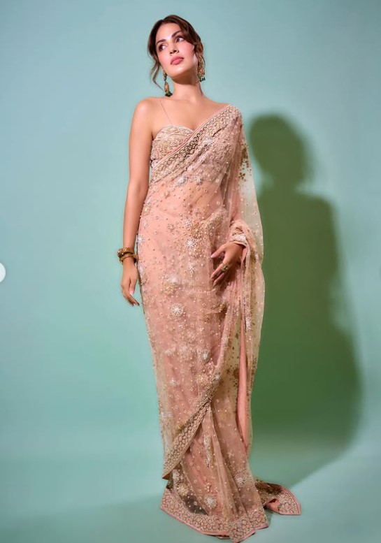 Rhea Chakraborty height