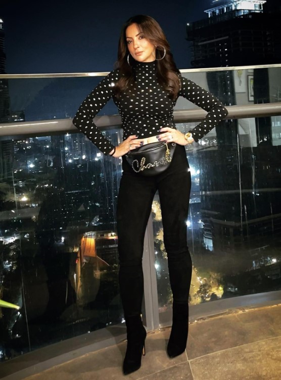 Seema Kiran Sajdeh height