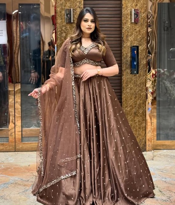 Swati Monga height