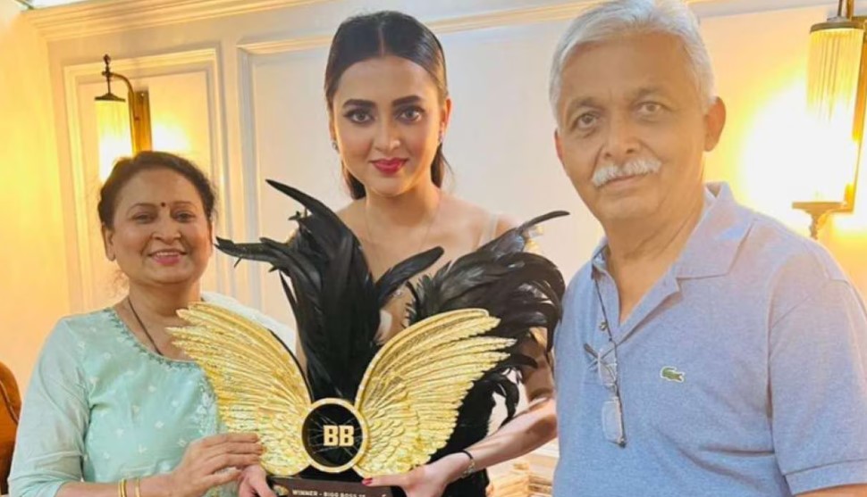 Tejasswi Prakash with her parents
