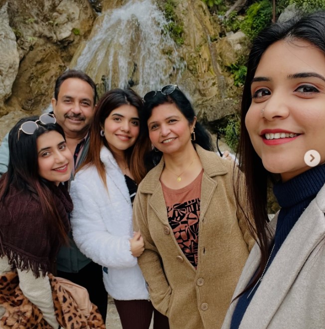 Tonakshi Kalra with her family