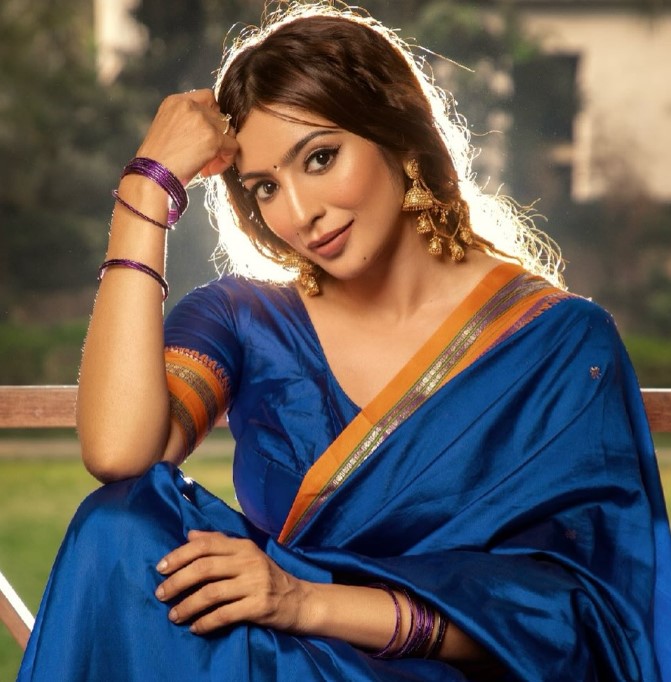 Vaibhavi Joshi bio