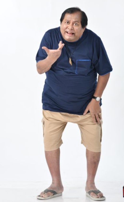 Kharaj Mukherjee height